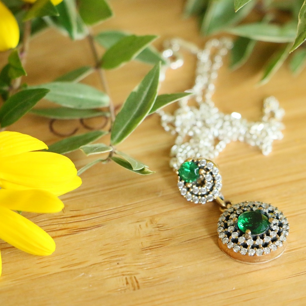 925 Sterling Silver Floral Topaz Pendant and Chain